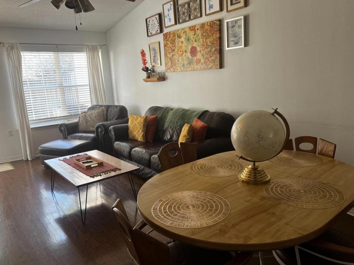 Charming 2 Bdr 1 Bath Home Fenced Byard N Pensacola Pet Friendly Close To Bases المظهر الخارجي الصورة