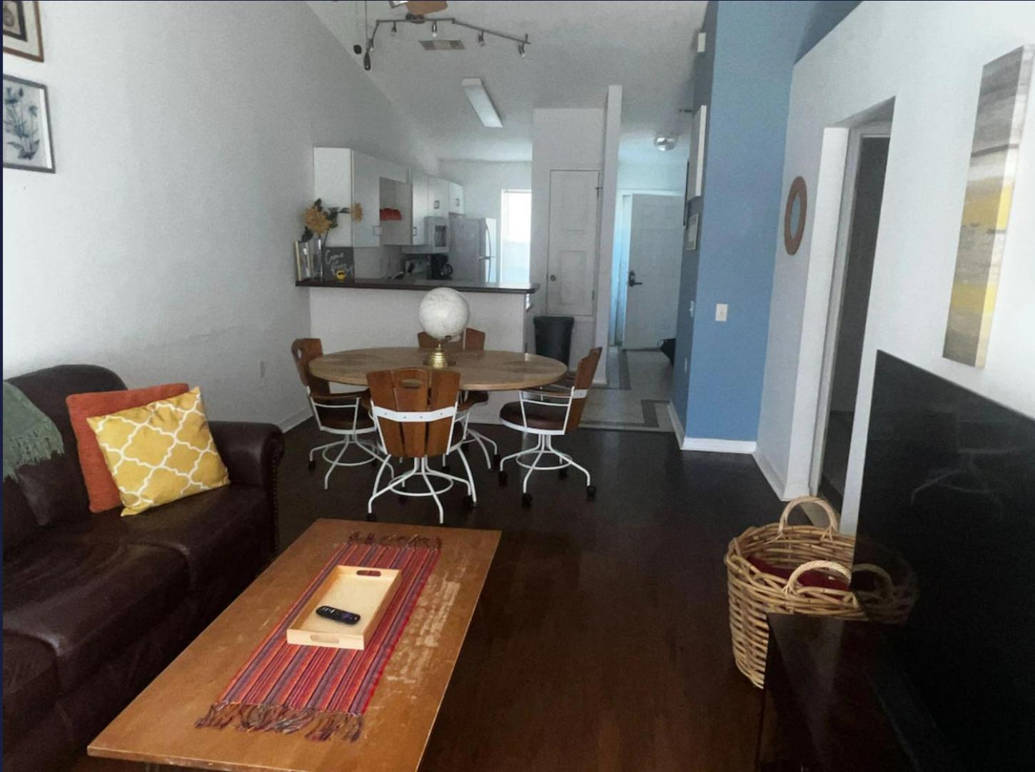 Charming 2 Bdr 1 Bath Home Fenced Byard N Pensacola Pet Friendly Close To Bases المظهر الخارجي الصورة